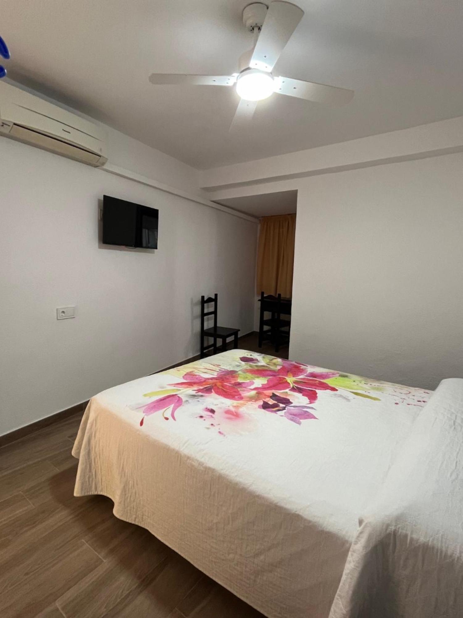 Mesón Del Moro Hotel